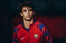 地方棋牌中的“喜钱”逻辑：它是如何通过额外奖励诱导非理性加注的？（地方棋牌的“喜钱”机制：额外奖励如何刺激玩家不理性加注）